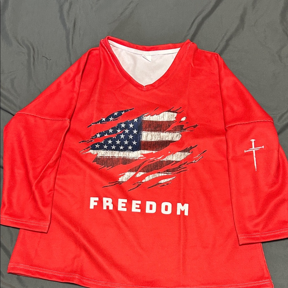 Freedom V-Neck Raglan 3/4 Sleeve Red Tee